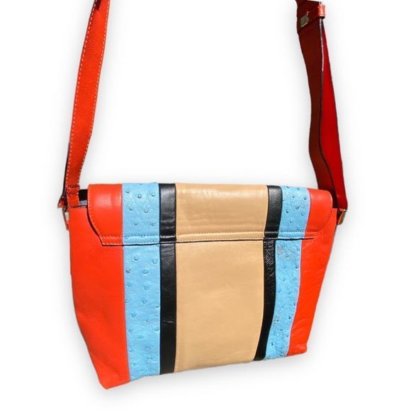 Victor Hugo Leather Crossbody Bag - Picture 7 of 16